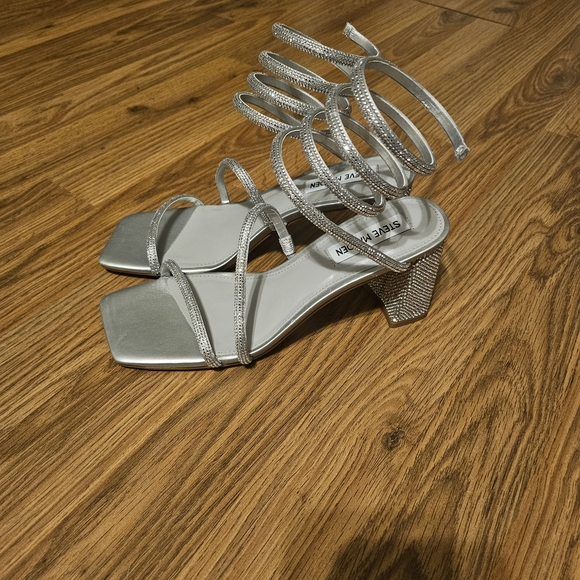 Steve Madden Metallic Spiral Heels - Picture 2 of 7